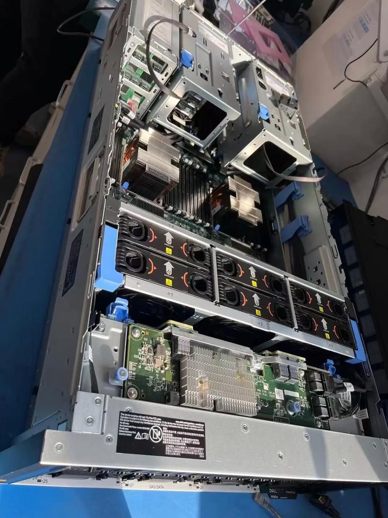 電腦上位機服務器 數據處理與存儲支持服務的核心樞紐